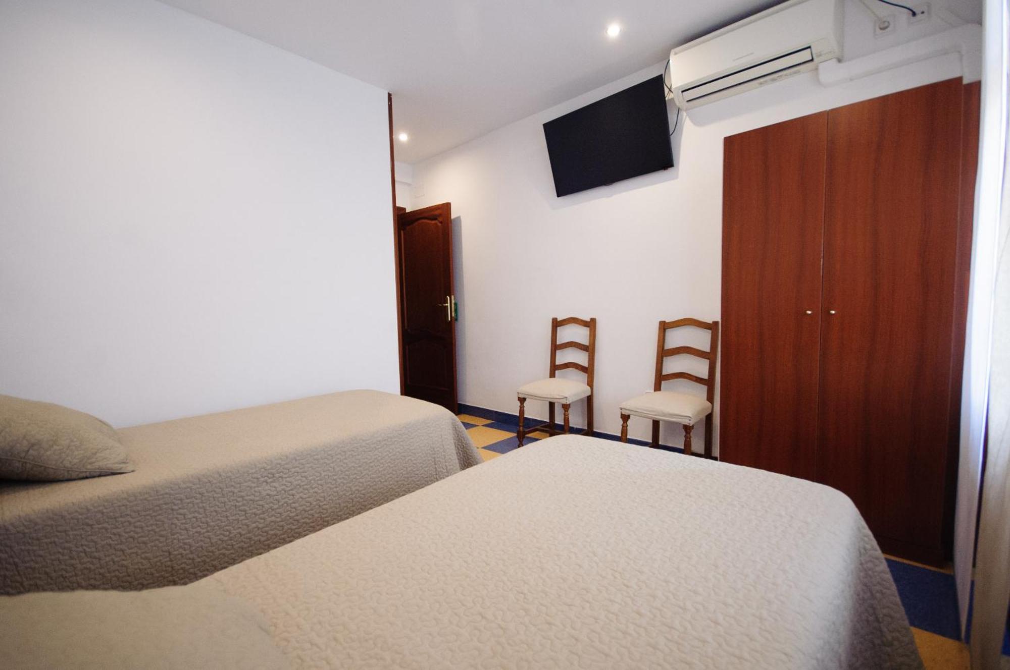 Hostal Restaurante La Trucha Benavente Szoba fotó