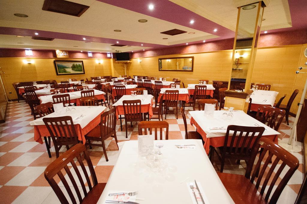 Hostal Restaurante La Trucha Benavente Kültér fotó